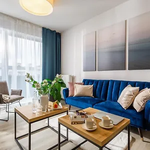 https://deluxe-apartments-by-the-railway-station.hotelswroclaw.com